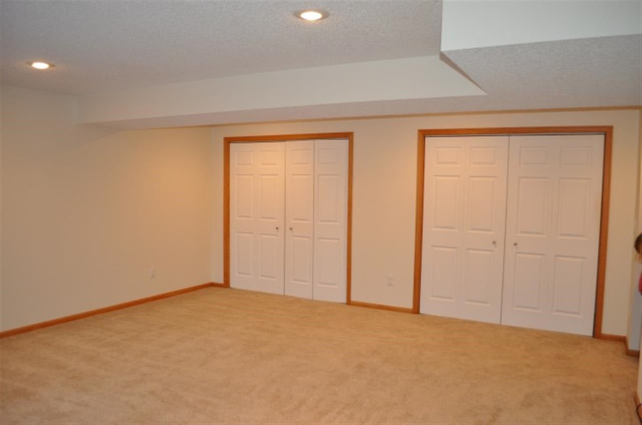 626 Tipperary Road Iowa City, IA 52246 - Photo 14 of 17 Gallery Image 14