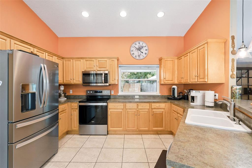 1308 Perkins Road Orlando, FL 32809 - Photo 10 of 35