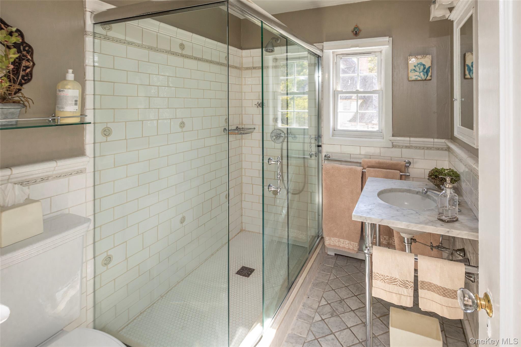 22 Normandy Road Bronxville, NY 10708 - Photo 18 of 30 Gallery Image 18