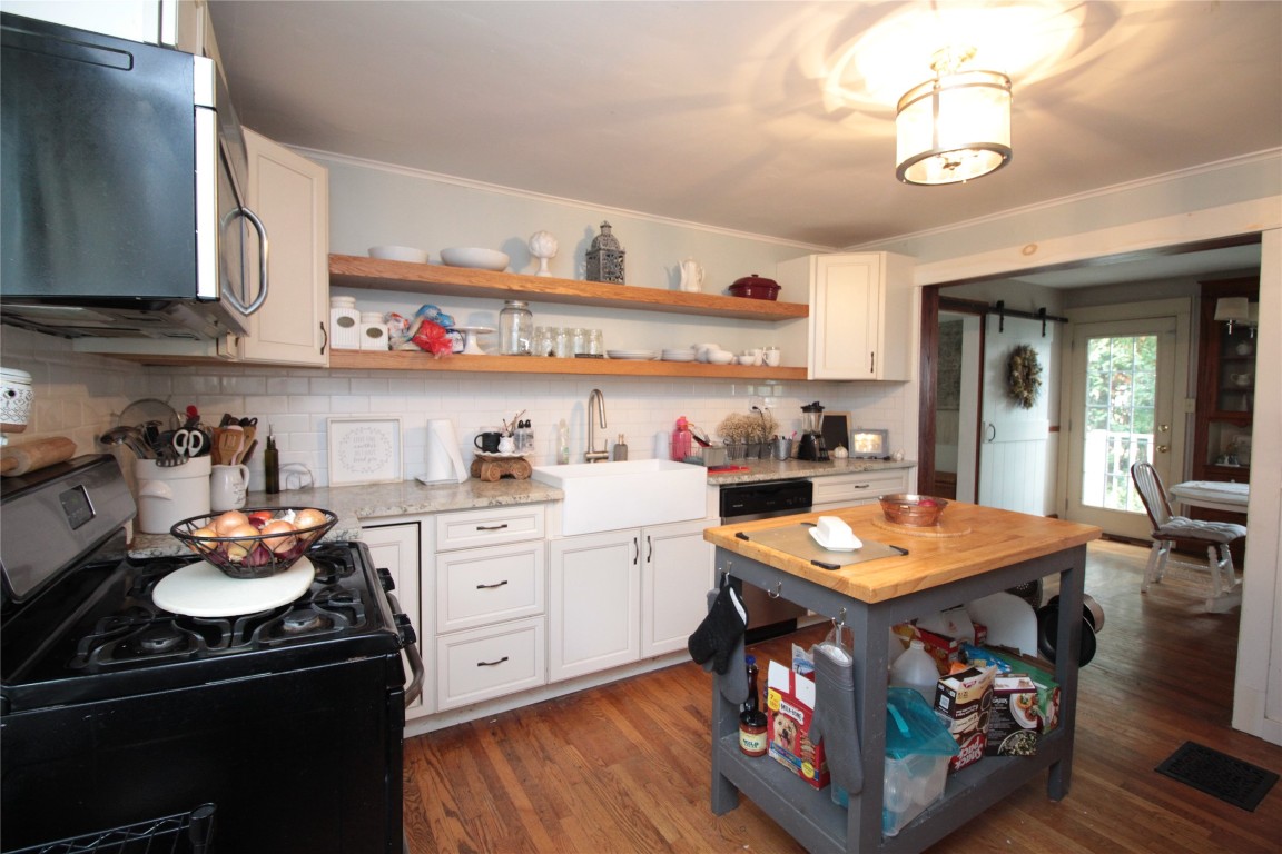 9 Highland Road Binghamton, NY 13901 - Photo 7 of 31 Gallery Image 7