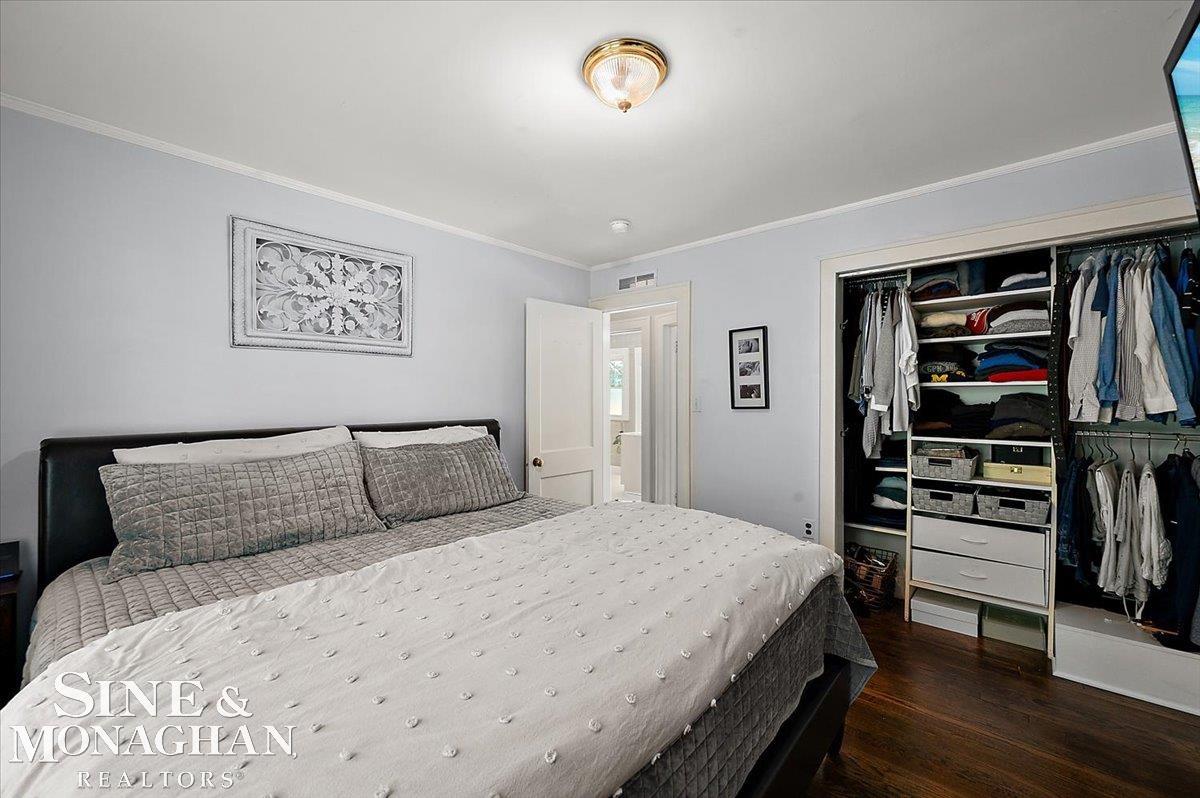 917 Fisher Road Grosse Pointe, MI 48230 - Photo 29 of 61 50186214-e803acf5-26ce-42c5-a661-0e783fd0021d.JPG