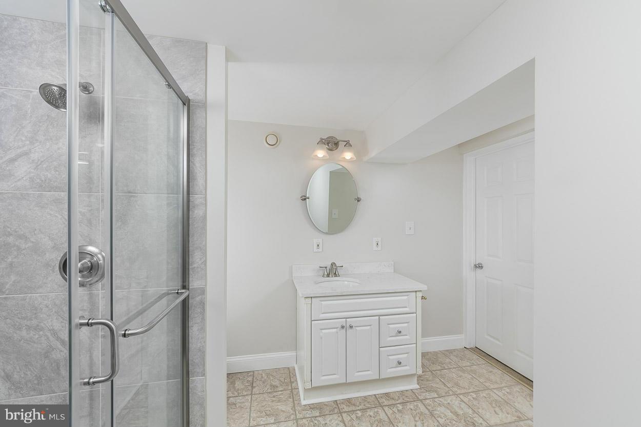 119 Wilgate Road Owings Mills, MD 21117 - Photo 22 of 28 Bath (Master)