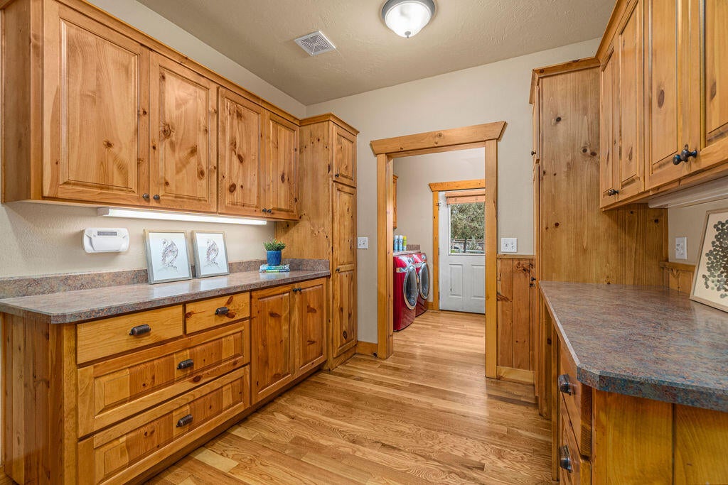69620 Carlton Road Sisters, OR 97759 - Photo 15 of 50 DSC01192