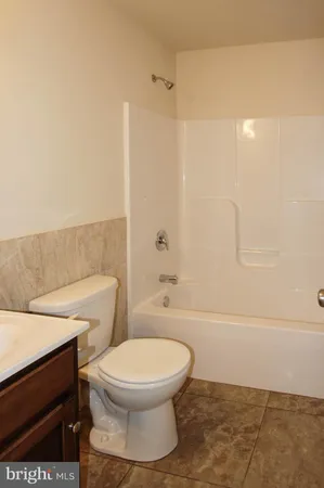 $2,200 | 1213 Fairmont Avenue, Temple, PA 19560