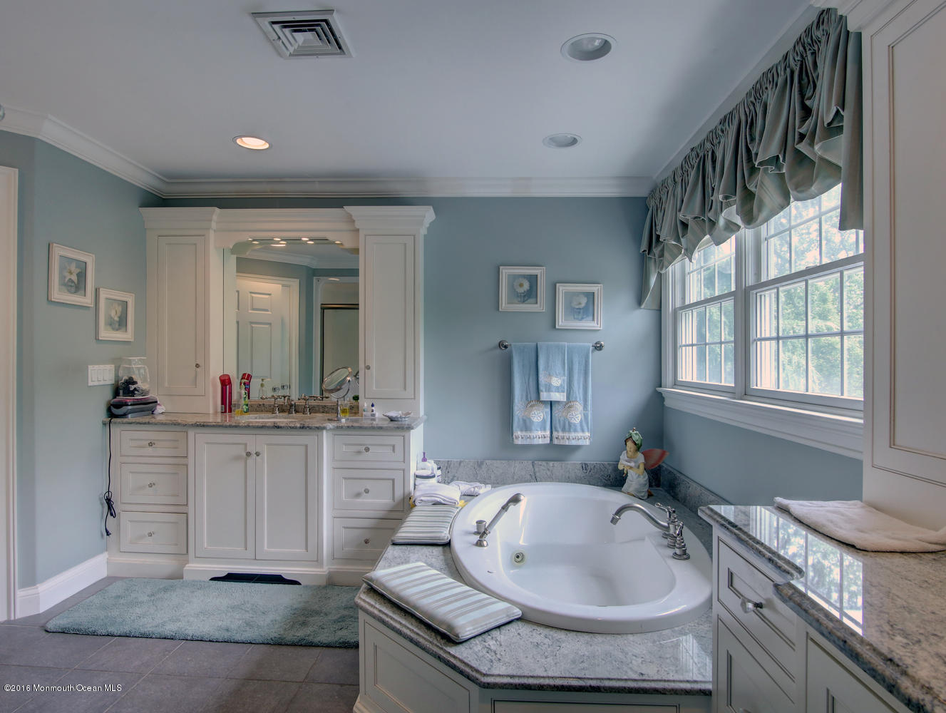 627 Summit Place Brielle, NJ 08730 - Photo 9 of 11 627 Summit Pl Brielle NJ 08730-large-024