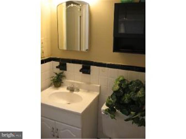 7314 Drexel Road Philadelphia, PA 19151 - Photo 6 of 7 Bathroom
