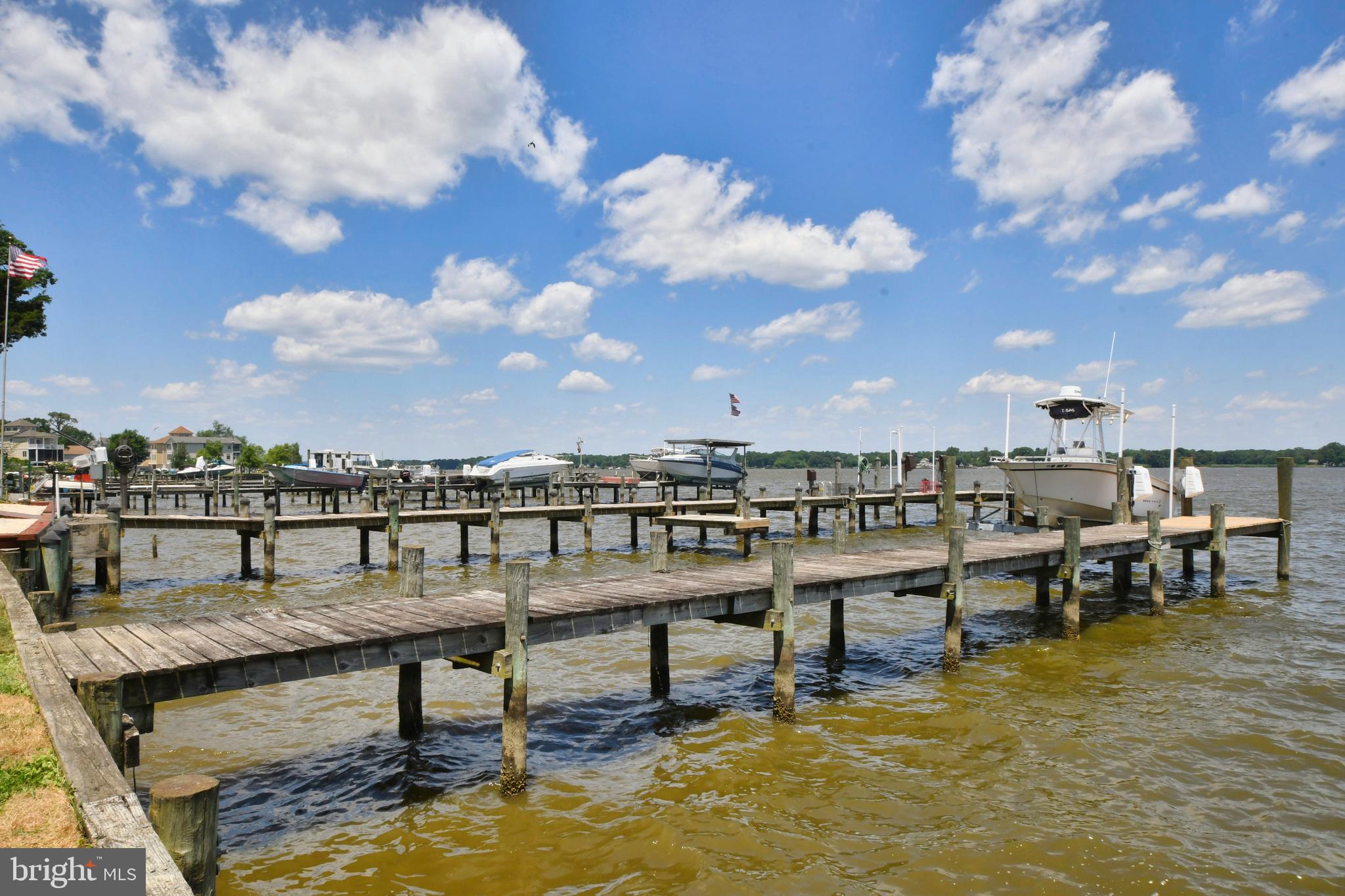 4118 Beachwood Road Baltimore, MD 21222 - Photo 26 of 30 Back River Dock