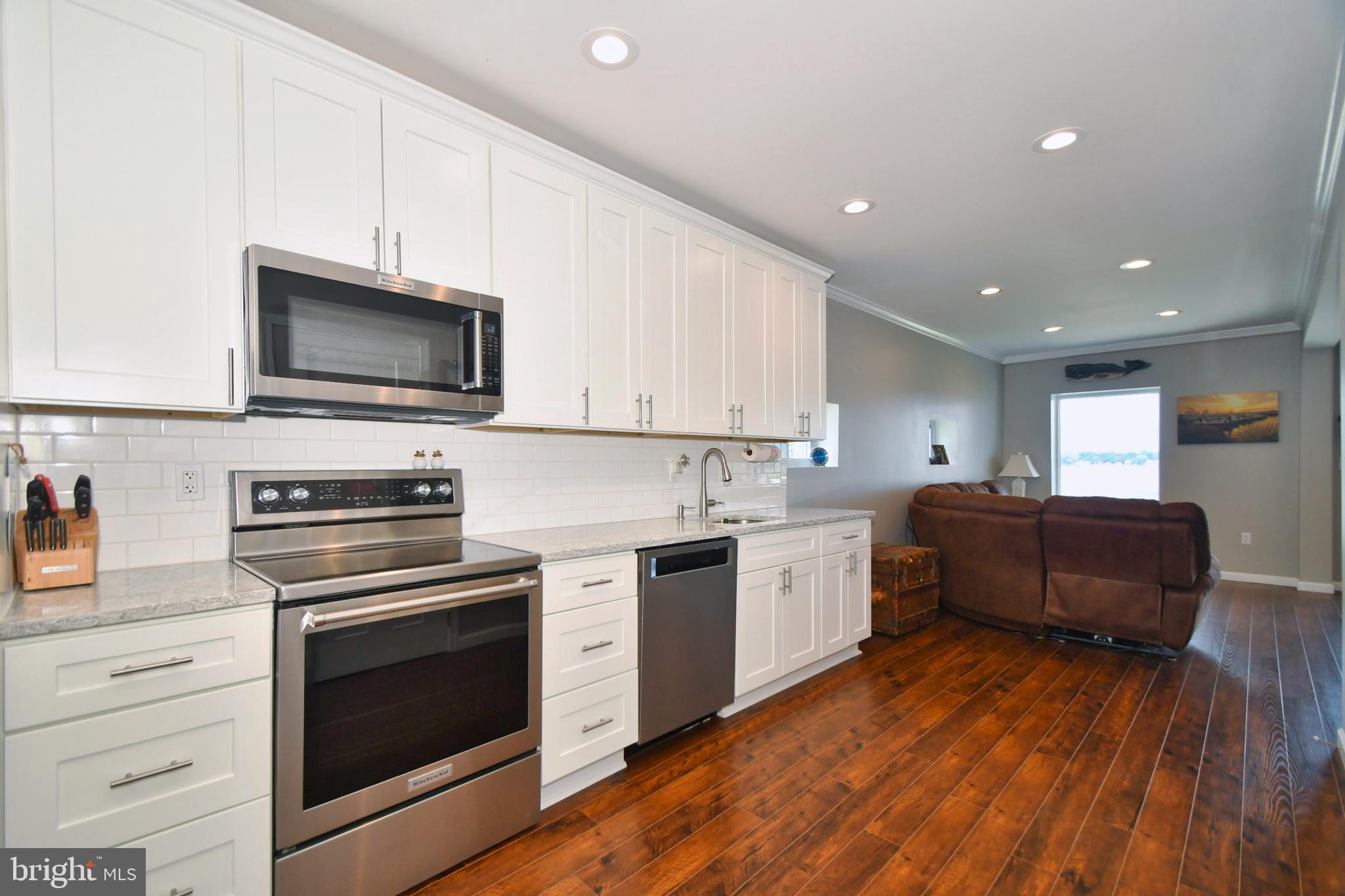 4118 Beachwood Road Baltimore, MD 21222 - Photo 10 of 30 Kitchen