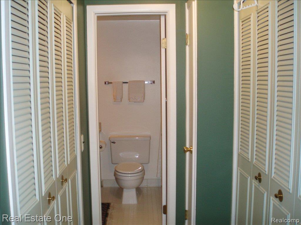 444 Willow Grove Lane, Unit 3 Rochester, MI 48307 - Photo 12 of 17 MBR HAS 2 CLOSETS