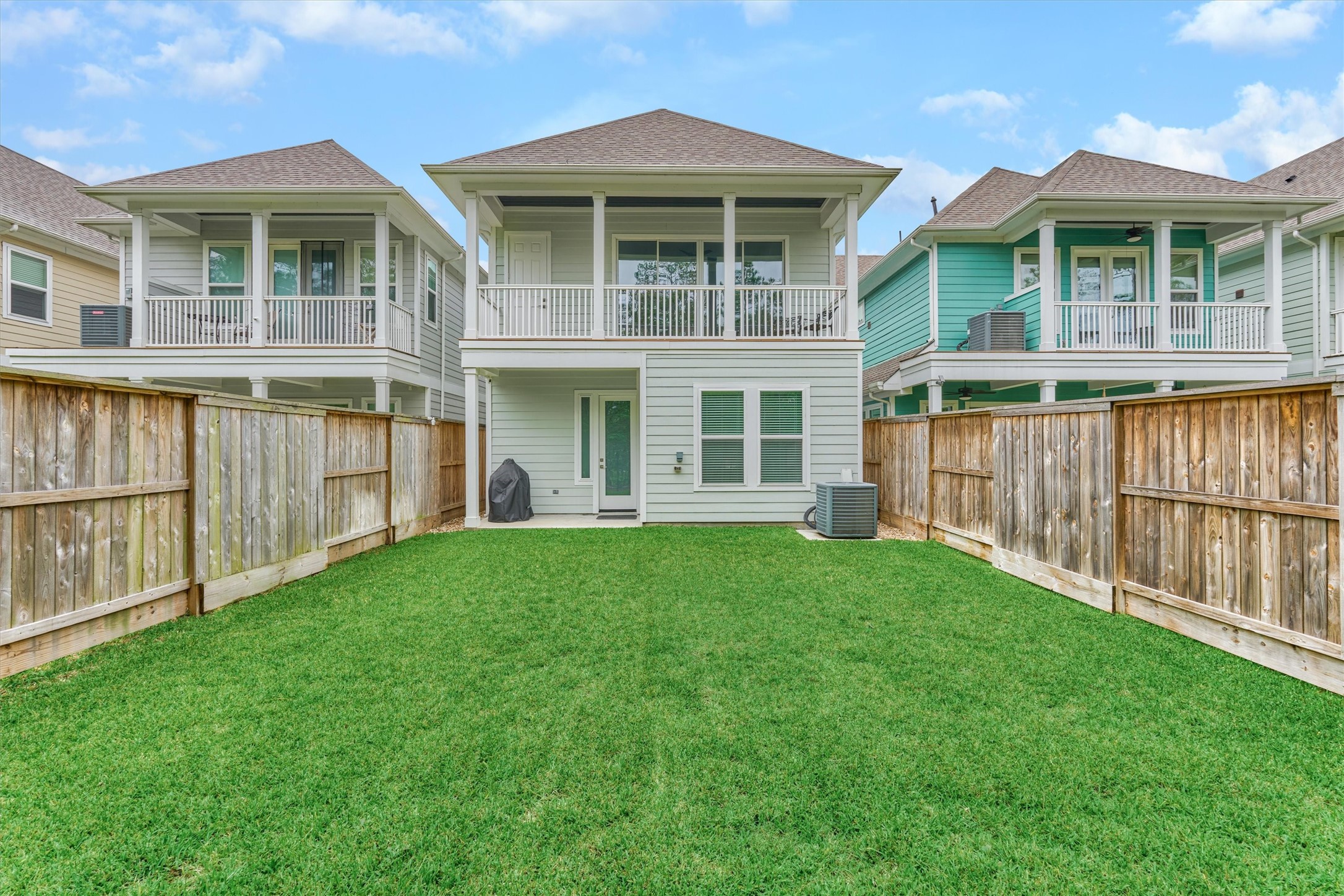 62 Dobbs View Lane Spring, TX 77389 - Photo 40 of 42 a front view of a house with a yard
