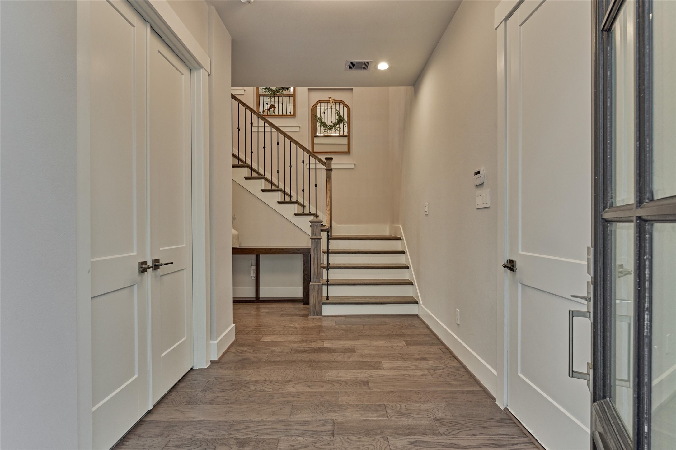 62 Dobbs View Lane Spring, TX 77389 - Photo 4 of 42 a view of entryway