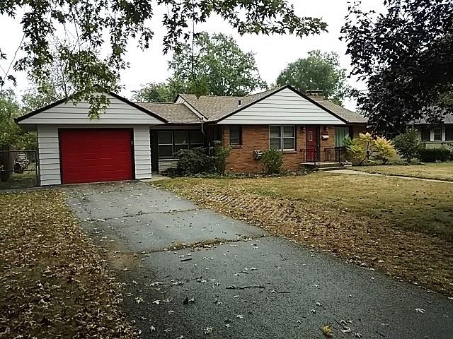 3027 Ruth Street Rockford, IL 61103 - Photo 2 of 18 Gallery Image 2