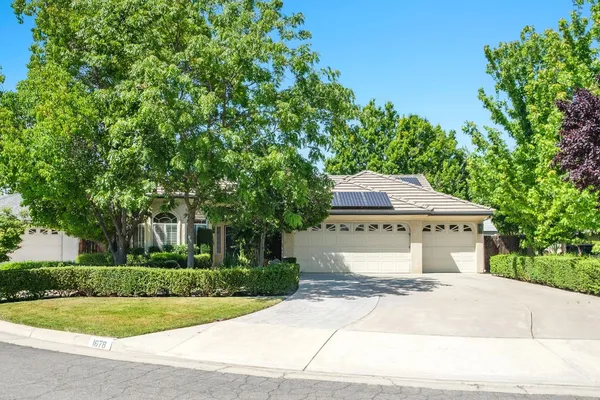 $569,000 | 1678 East Trenton Avenue, Fresno, CA 93720