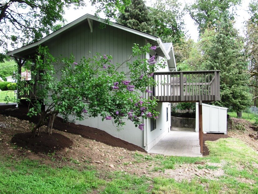 1940 Northeast 3rd Loop Camas, WA 98607 - Photo 19 of 22 a garden view with a seating space