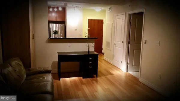 $2,350 | 915 E Street Northwest, Unit 702, Washington, DC 20004