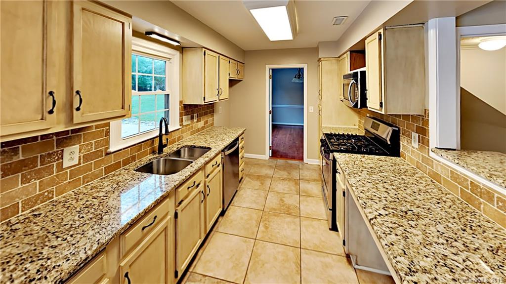 6318 Wind Ridge Drive Charlotte, NC 28277 - Photo 5 of 20