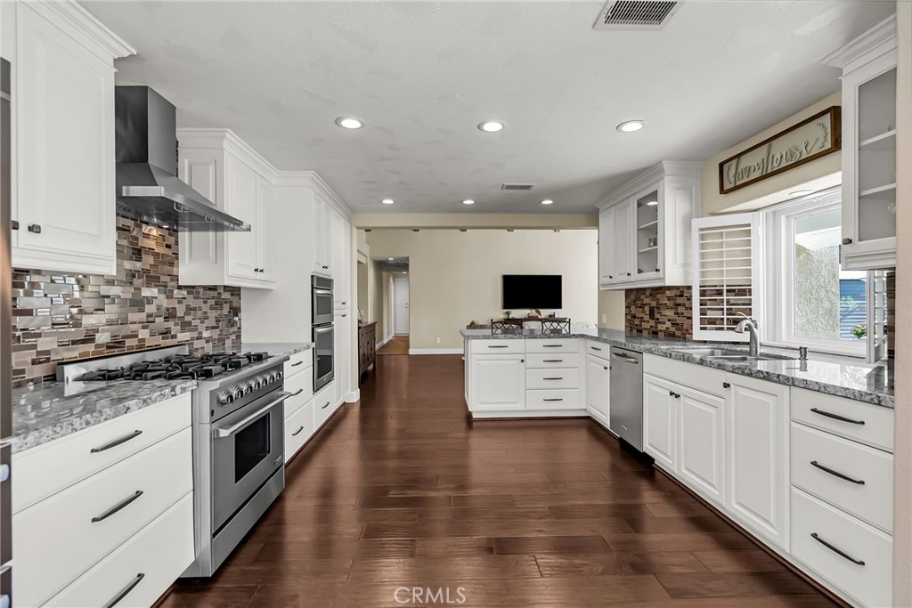 1250 Highridge Street Riverside, CA 92506 - Photo 13 of 74