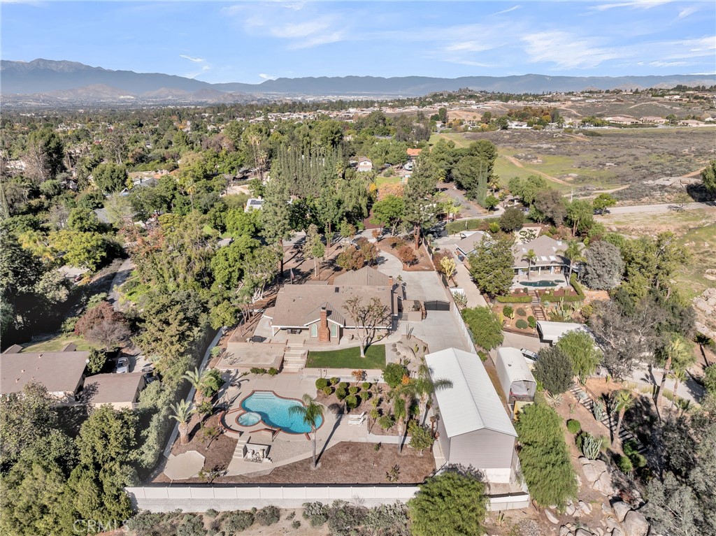 1250 Highridge Street Riverside, CA 92506 - Photo 3 of 74