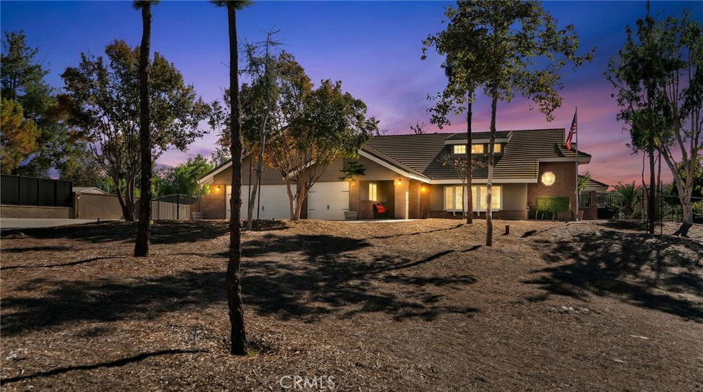 1250 Highridge Street Riverside, CA 92506 - Photo 5 of 74