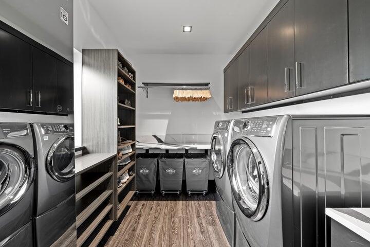 W3830 Scotch Bush Road Lafayette, WI 53121 - Photo 43 of 122 Laundry Room