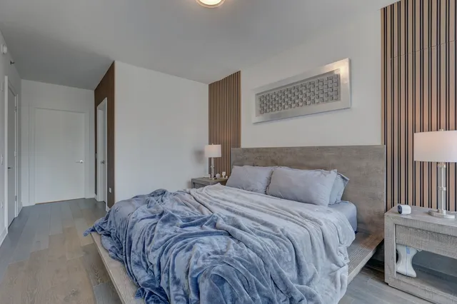 $945,000 | 211 North Harbor Drive, Unit 2003, Chicago, IL 60601