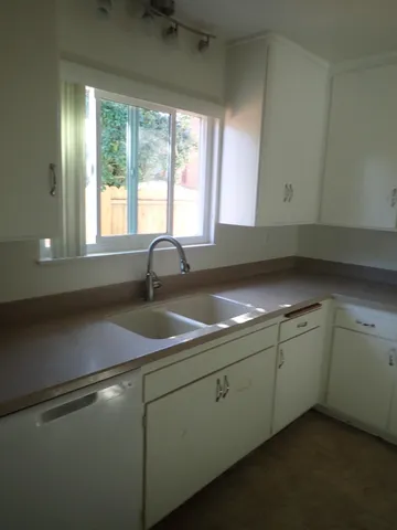 $4,950 | 657 South San Marcos Road, Santa Barbara, CA 93111