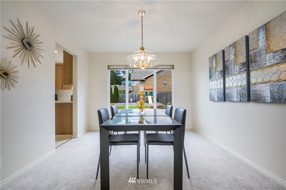 10330 Southeast 185th Place Renton, WA 98055 - Photo 6 of 30