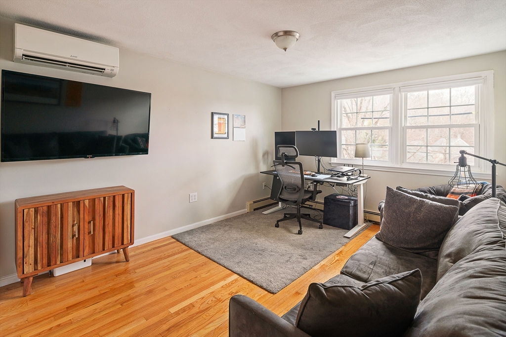 248 College Farm Road Waltham, MA 02451 - Photo 13 of 23