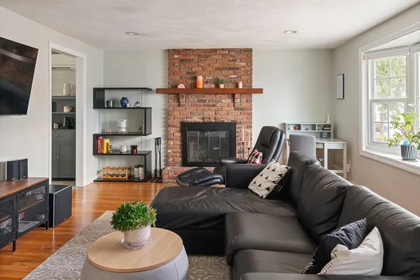 $799,900 | 248 College Farm Road, Waltham, MA 02451