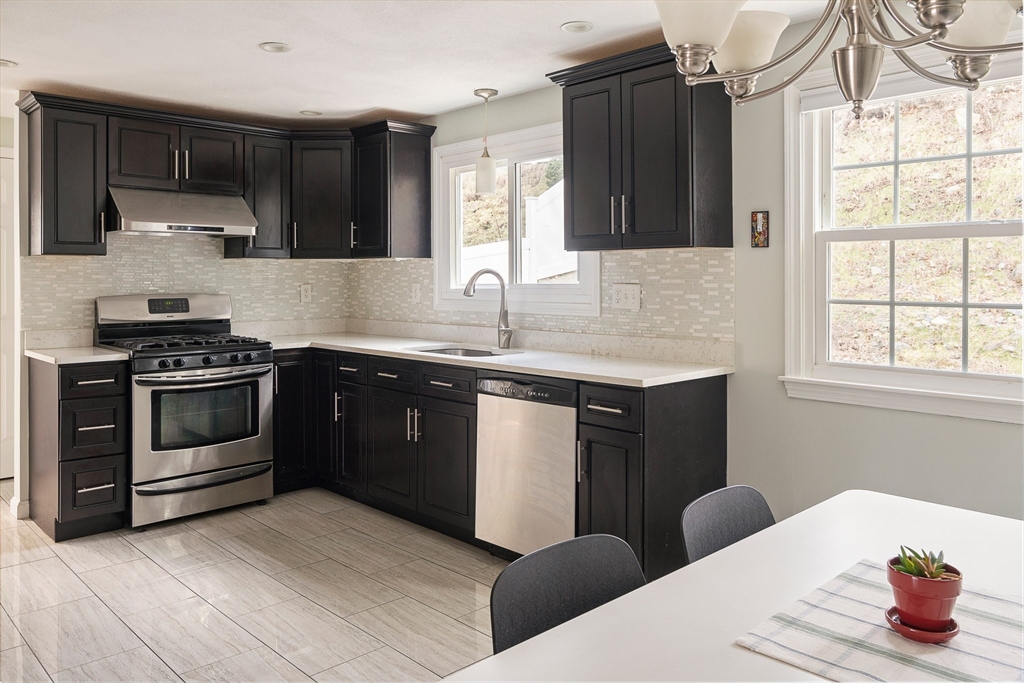 248 College Farm Road Waltham, MA 02451 - Photo 6 of 23