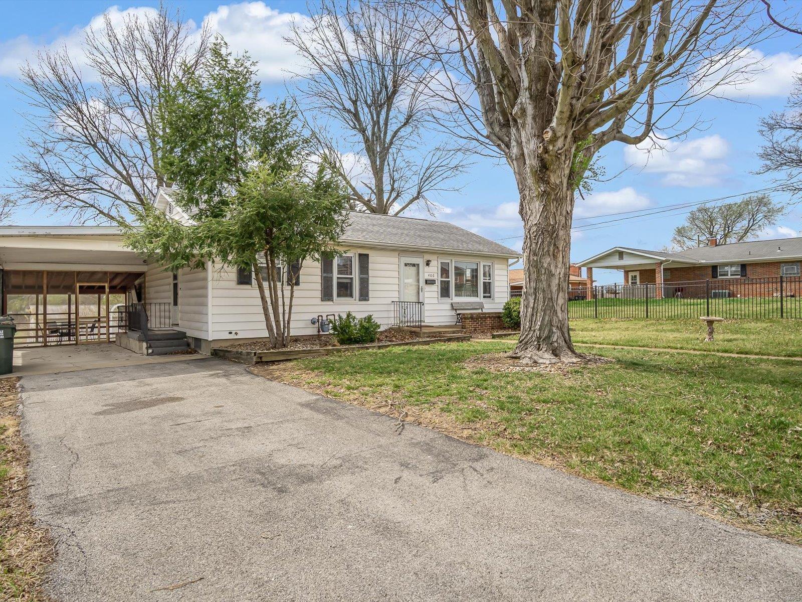 406 Walnut Street Waterloo, IL 62298 - Photo 3 of 21