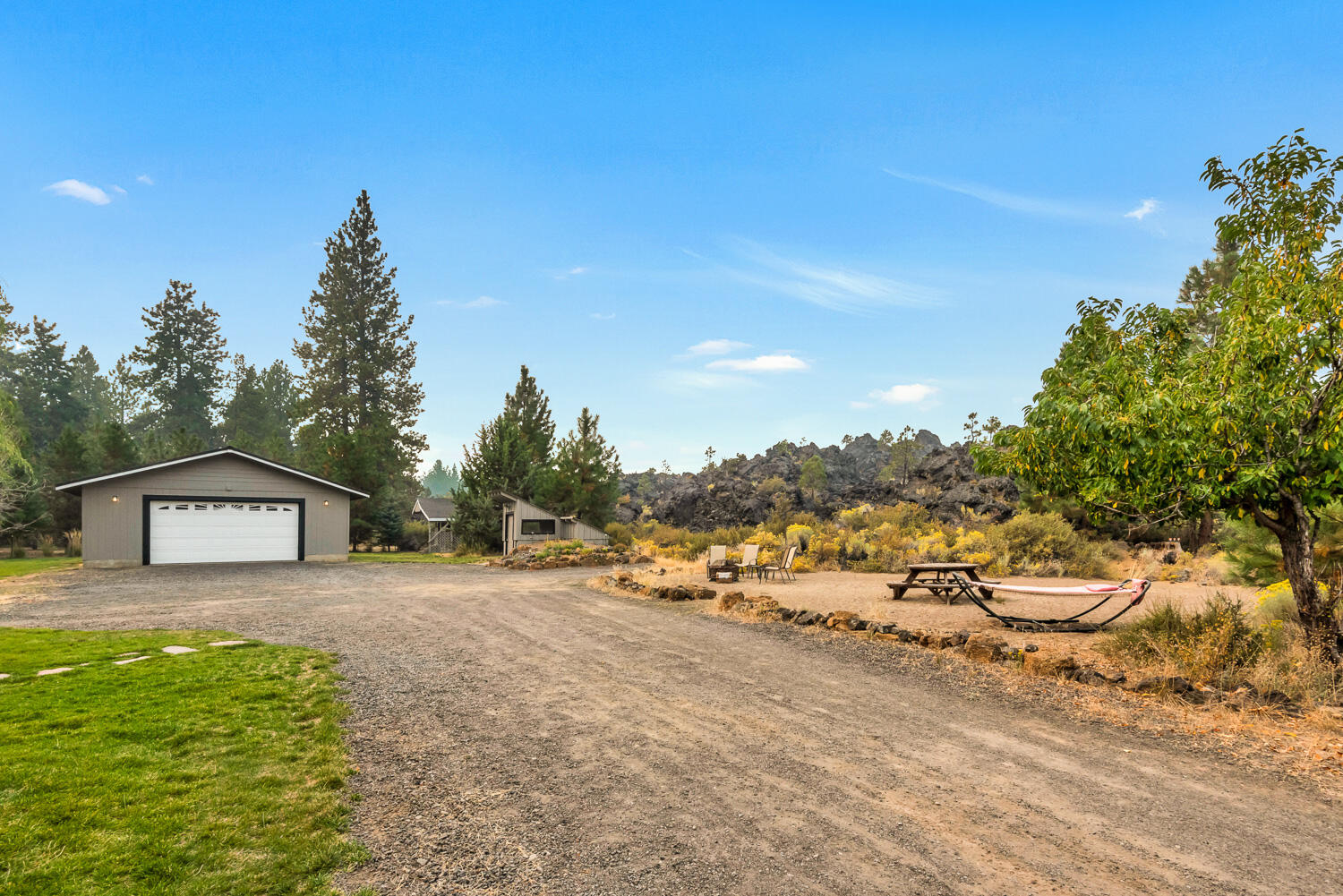 59919 Hopi Road Bend, OR 97702 - Photo 20 of 27 OReilly_20210909_4_130680_72ppi