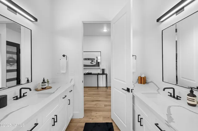 $1,075,000 | 2359 South Polaris Way, Flagstaff, AZ 86001