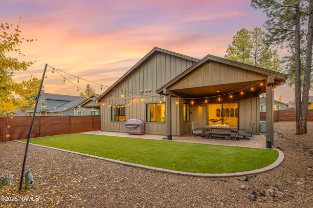 $1,075,000 | 2359 South Polaris Way, Flagstaff, AZ 86001