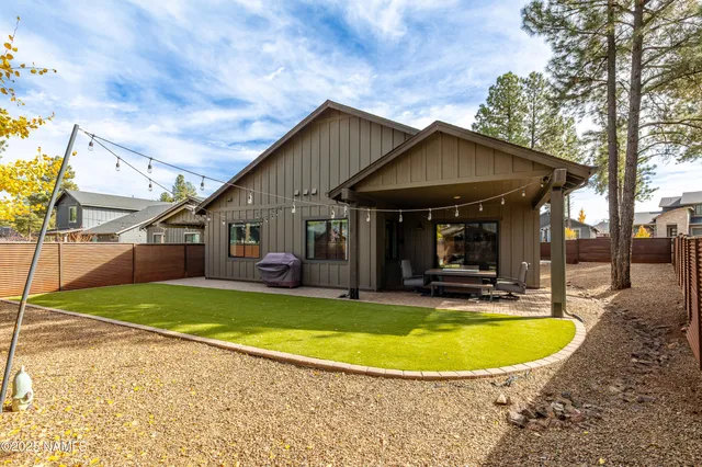 $1,075,000 | 2359 South Polaris Way, Flagstaff, AZ 86001