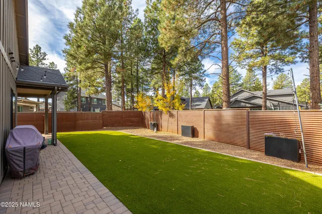 $1,075,000 | 2359 South Polaris Way, Flagstaff, AZ 86001