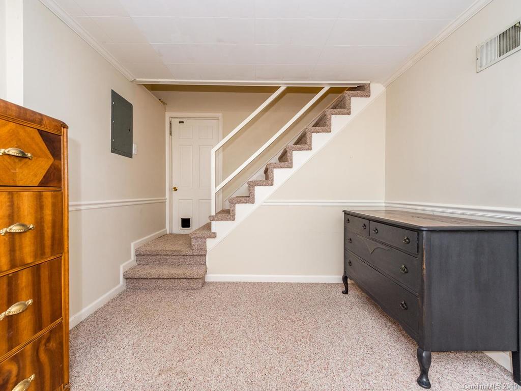 75 Pressley Road Asheville, NC 28805 - Photo 25 of 38 Gallery Image 25