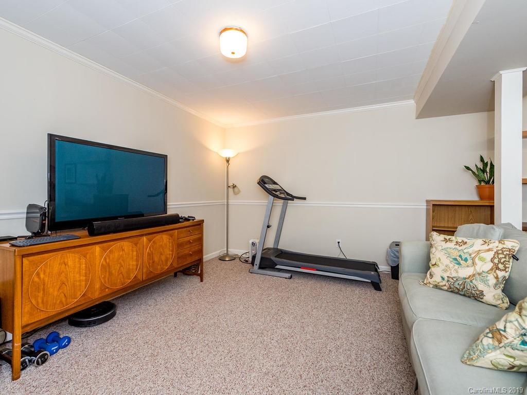 75 Pressley Road Asheville, NC 28805 - Photo 27 of 38 Gallery Image 27