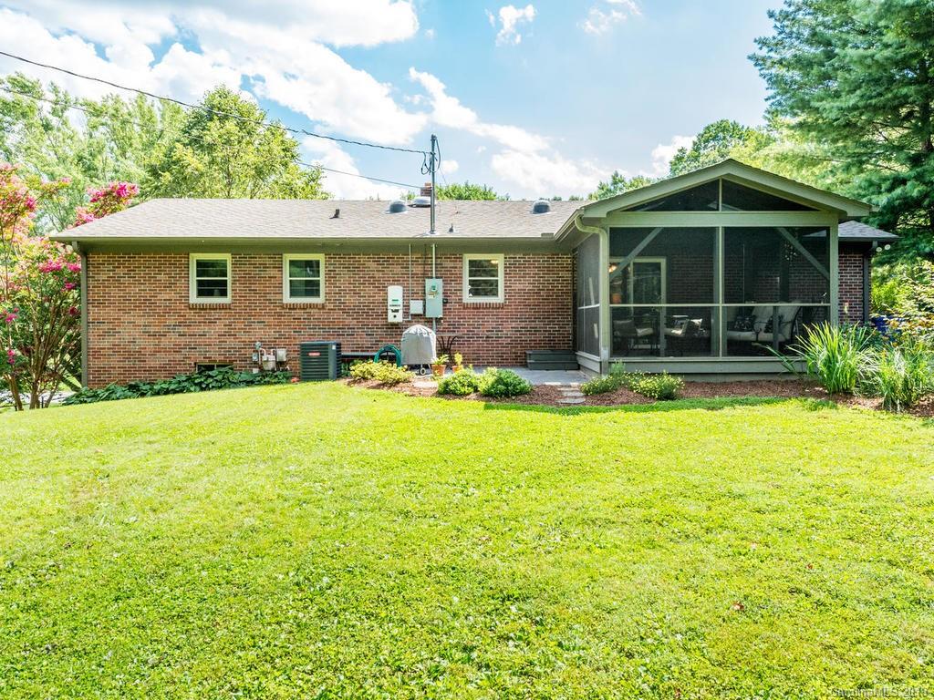 75 Pressley Road Asheville, NC 28805 - Photo 36 of 38 Gallery Image 36