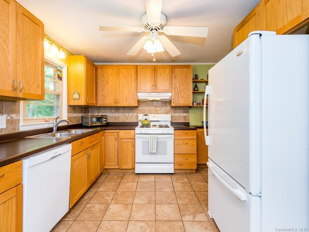75 Pressley Road Asheville, NC 28805 - Photo 9 of 38 Gallery Image 9