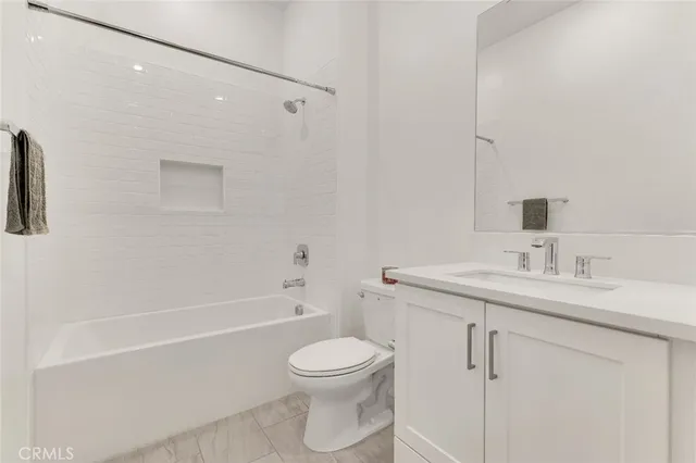 $935,000 | 26712 Afton Lane, Valencia, CA 91381