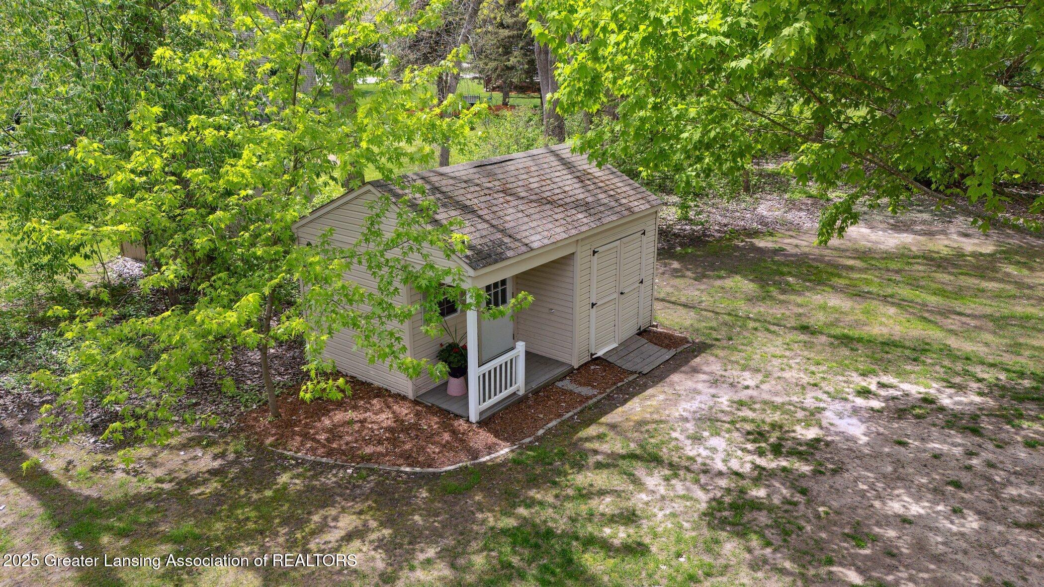 3883 Sandhill Road Lansing, MI 48911 - Photo 60 of 70 3883-Sandhill-Rd-Lansing-MI-48911-Window