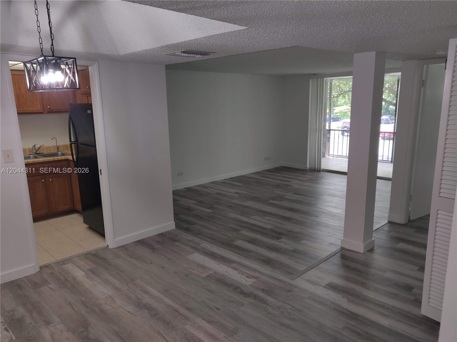 3750 Inverrary Drive, Unit 2Q Lauderhill, FL 33319 - Photo 11 of 24