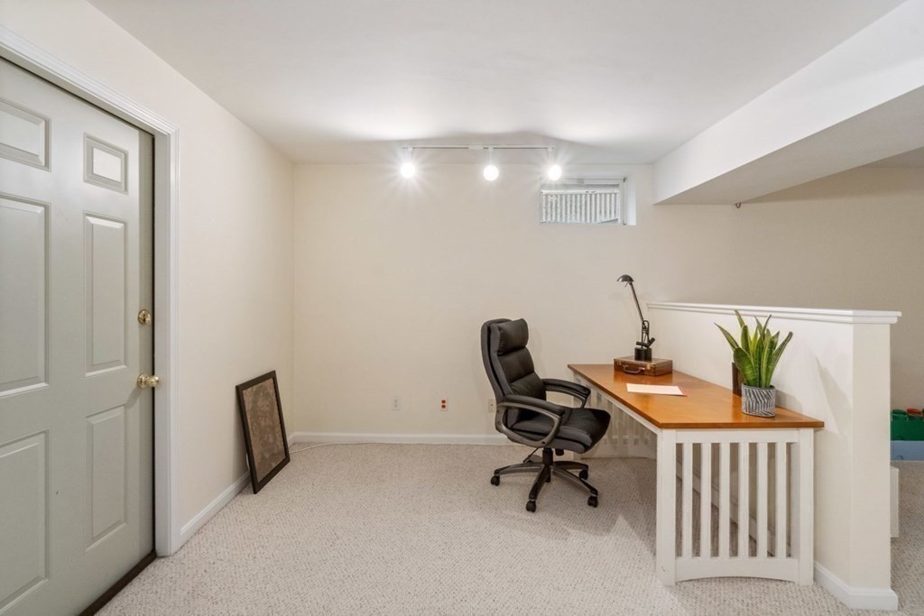 11 Rebecca Road Newton, MA 02465 - Photo 25 of 35