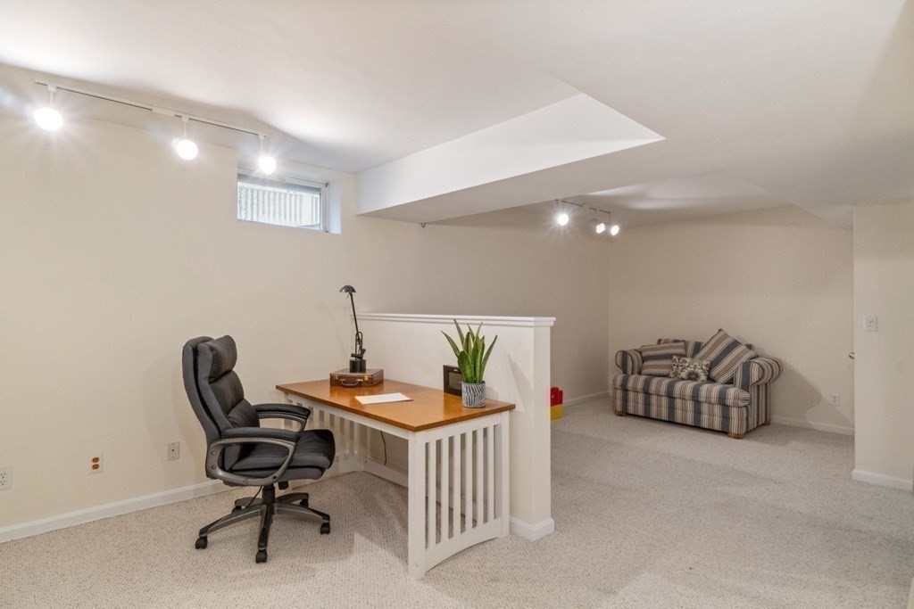 11 Rebecca Road Newton, MA 02465 - Photo 26 of 35