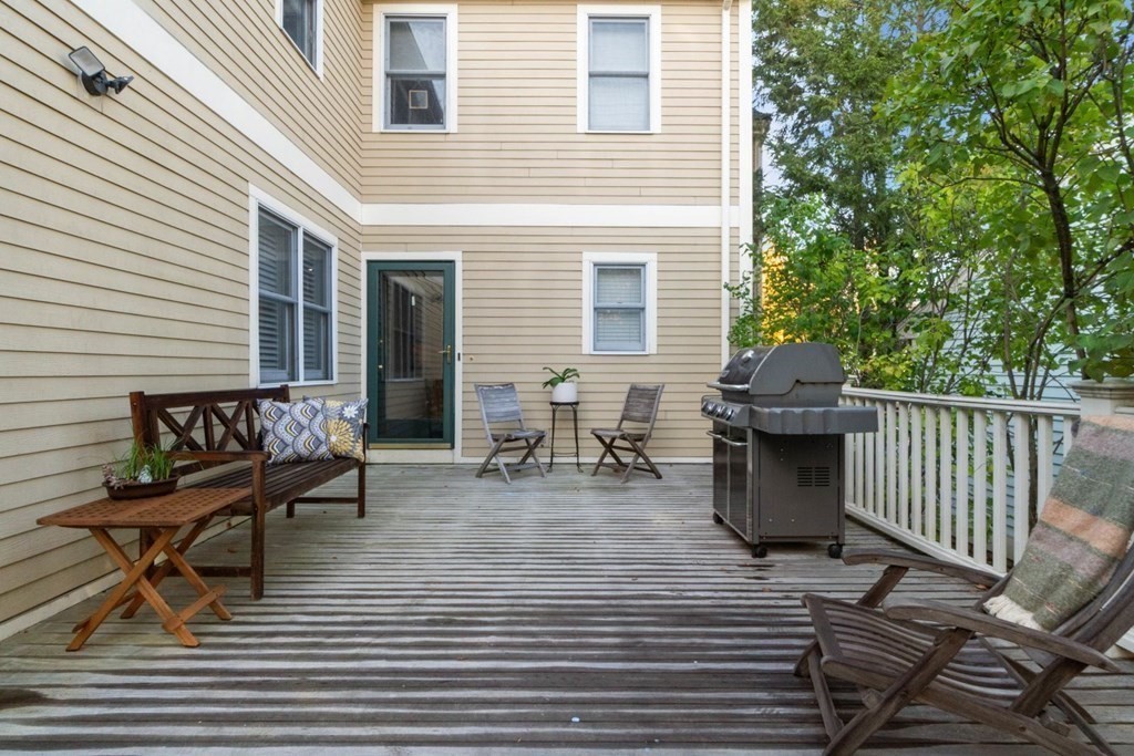 11 Rebecca Road Newton, MA 02465 - Photo 32 of 35