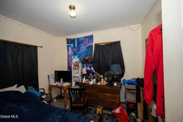 $300,000 | 446 Second Avenue, Albany, NY 12209