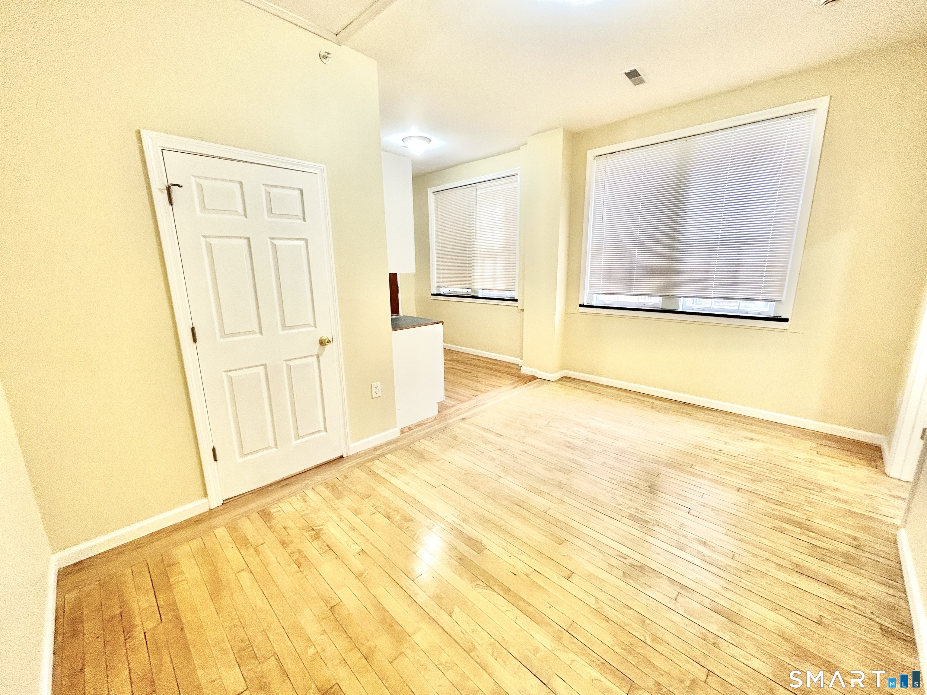 135 West Main Street, Unit 2E Waterbury, CT 06702 - Photo 5 of 24