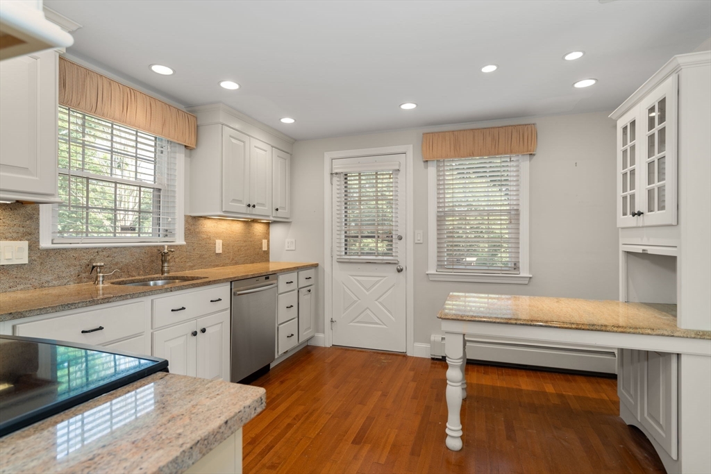 43 Bowditch Road Boston, MA 02130 - Photo 7 of 21