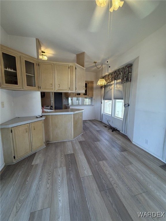 2000 Ramar Road, Unit 324 Bullhead City, AZ 86442 - Photo 3 of 21 Living Room